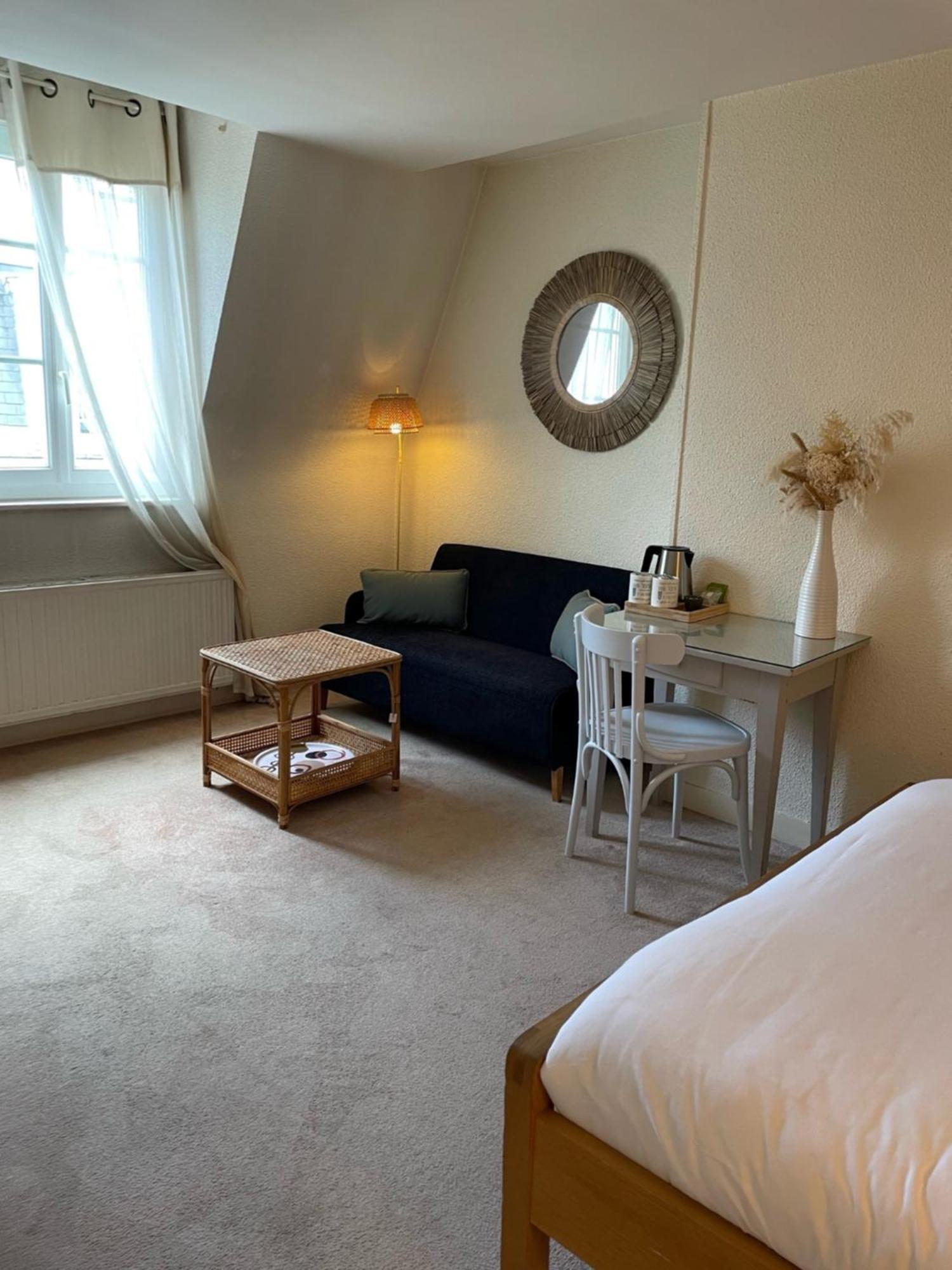 Hotel Des Falaises Villers-sur-Mer Exteriér fotografie