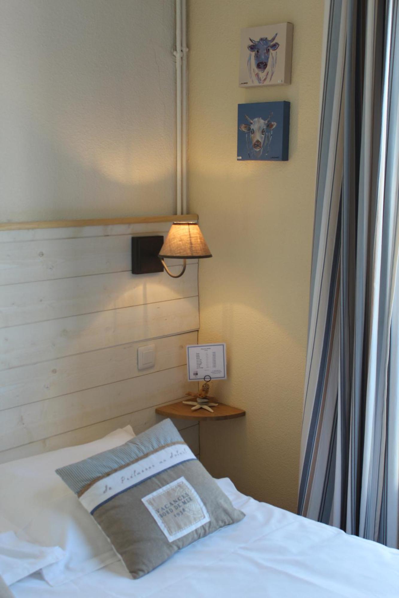 Hotel Des Falaises Villers-sur-Mer Pokoj fotografie