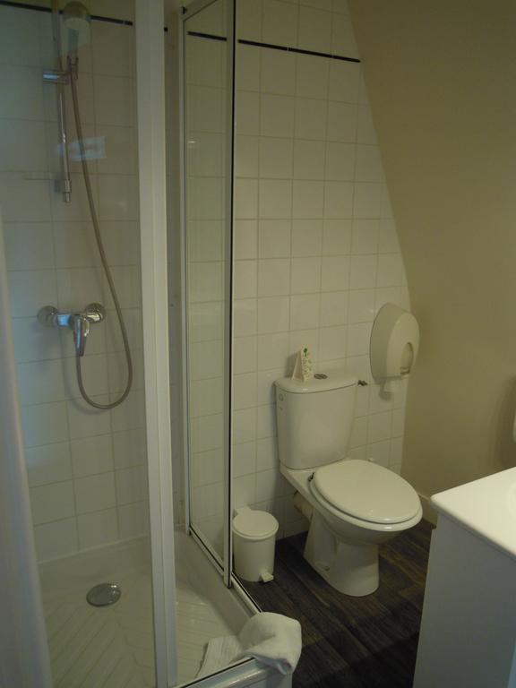 Hotel Des Falaises Villers-sur-Mer Pokoj fotografie